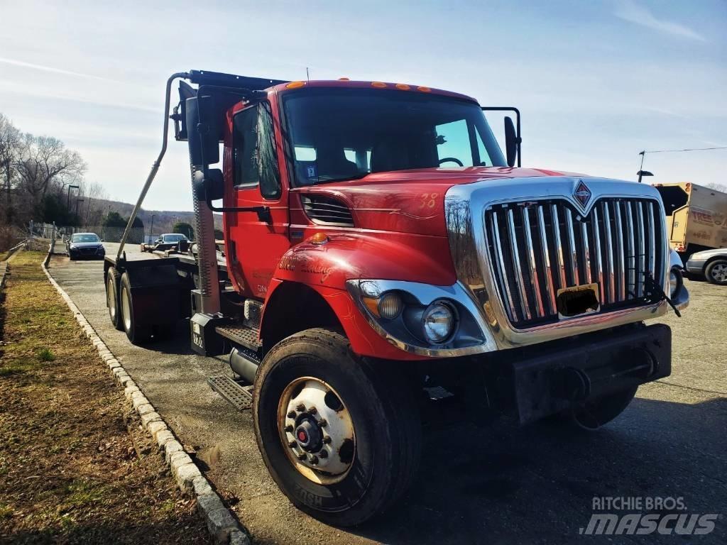 International WS7400 Вантажівки з гаковим підйомом