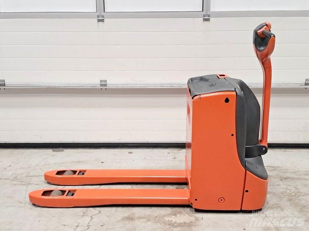 Linde T16 Штабелери