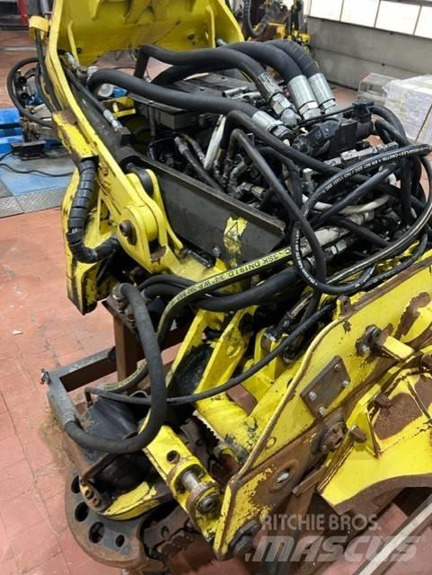 John Deere H480C Валочні головки