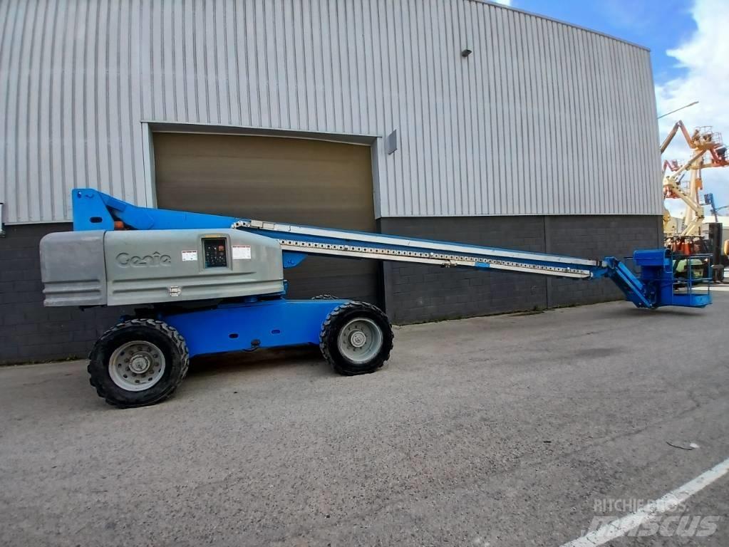 JLG 860 SJ Телескопічні підйомники