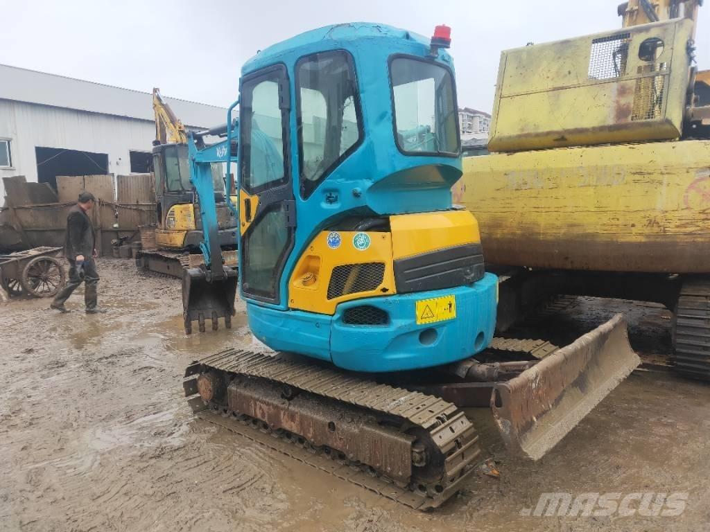 Kubota U30 Міні-екскаватори < 7т