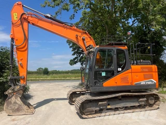 Doosan DX140LC-7 Гусеничні екскаватори