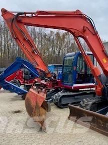 Kubota KX 080-3 Гусеничні екскаватори