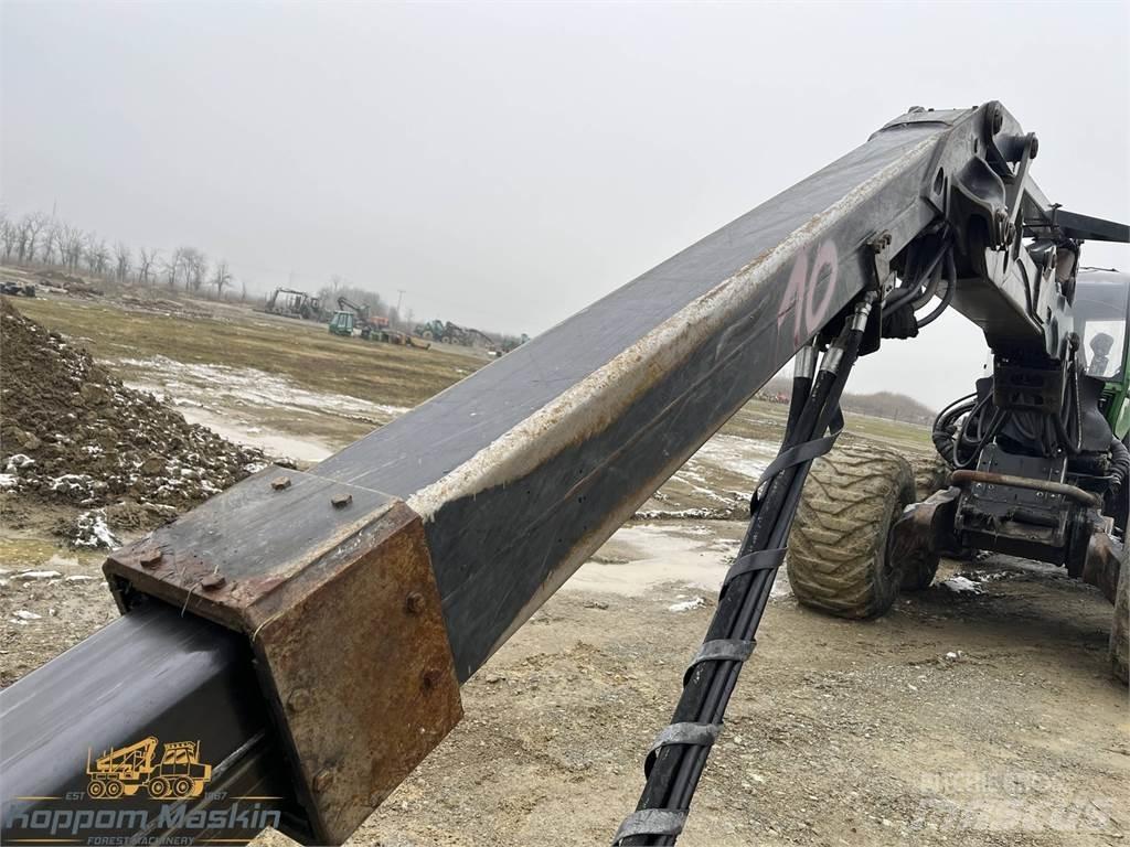 John Deere CH811 Крани лісозаготівельних машин