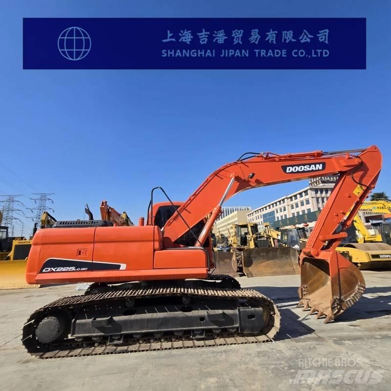 Doosan DX 225 RB Гусеничні екскаватори