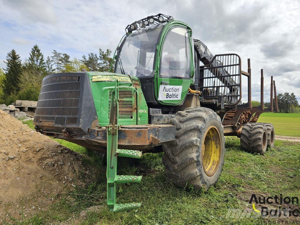 John Deere 1010 E Форвардери
