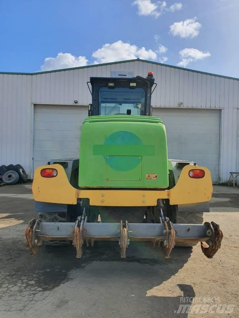 New Holland F 156 A Грейдери