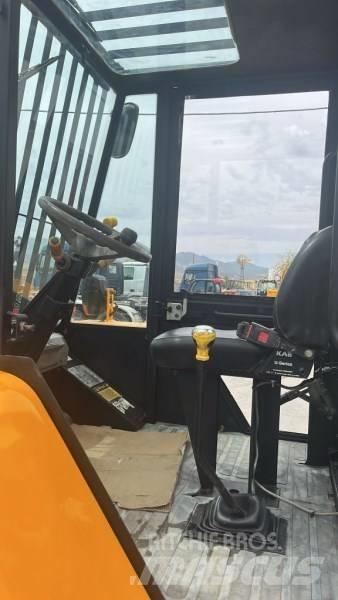 JCB 926 Навантажувачі підвищеної прохідності