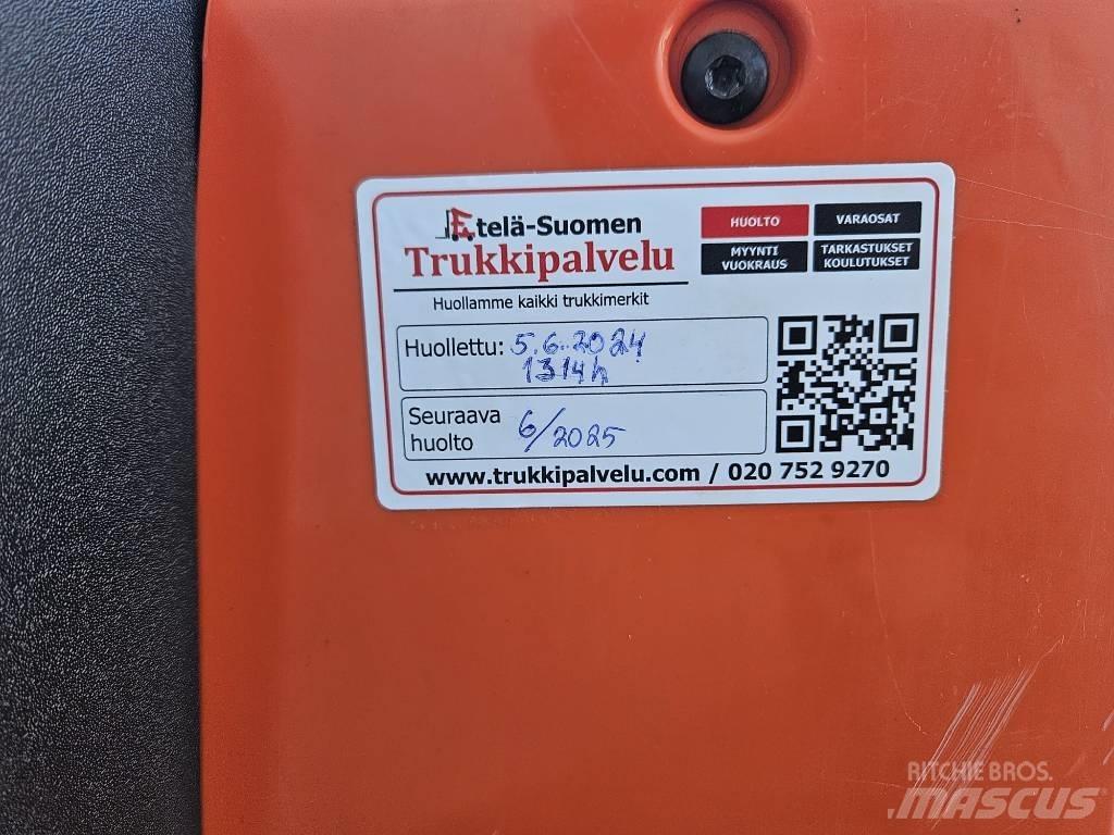 Toyota LWE 200 Візки для перевезення піддонів