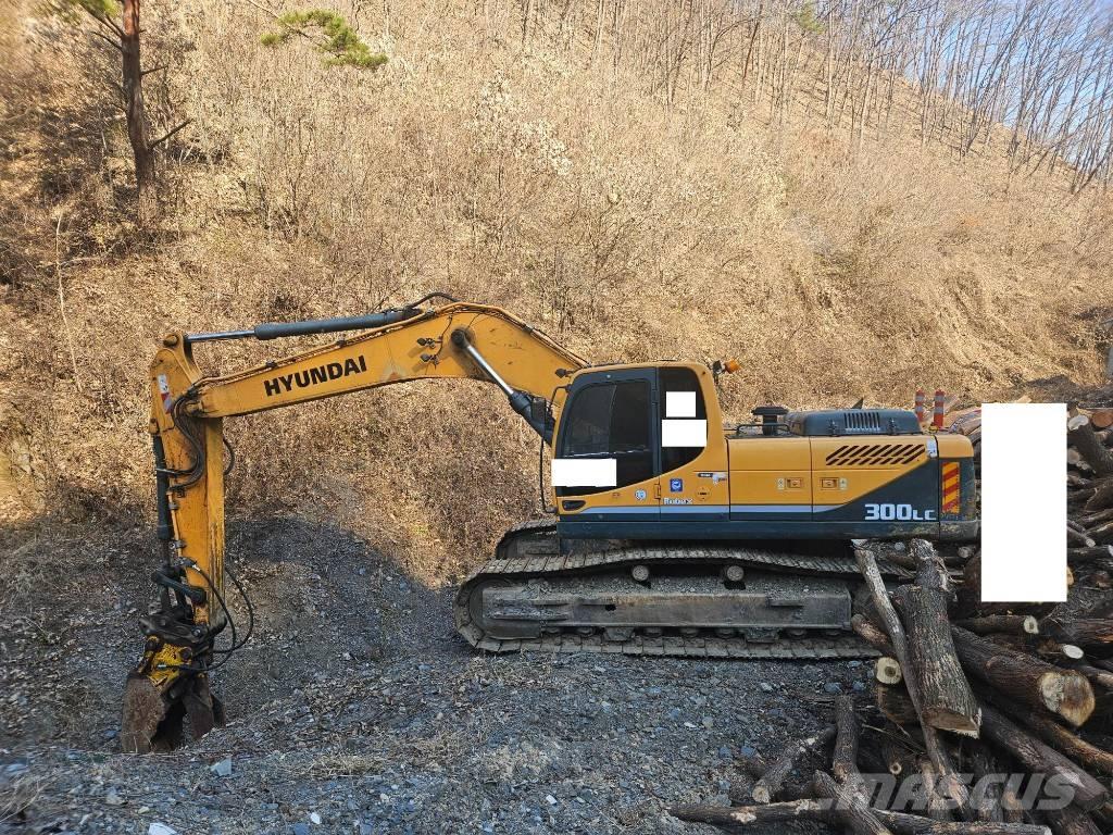 Hyundai Robex 300 LC Гусеничні екскаватори