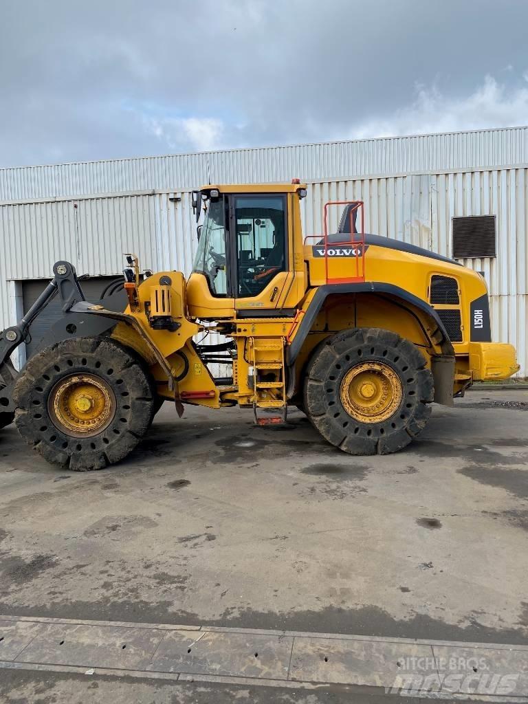 Volvo L 150 H Фронтальні навантажувачі