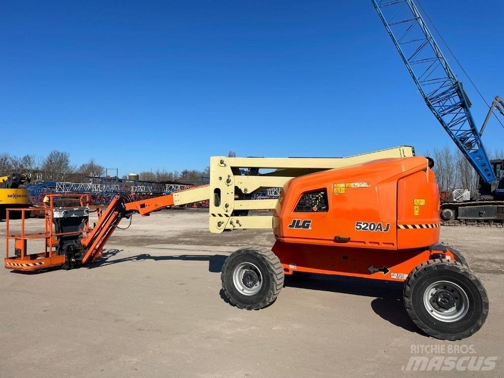JLG 520 AJ Колінчаті підйомники