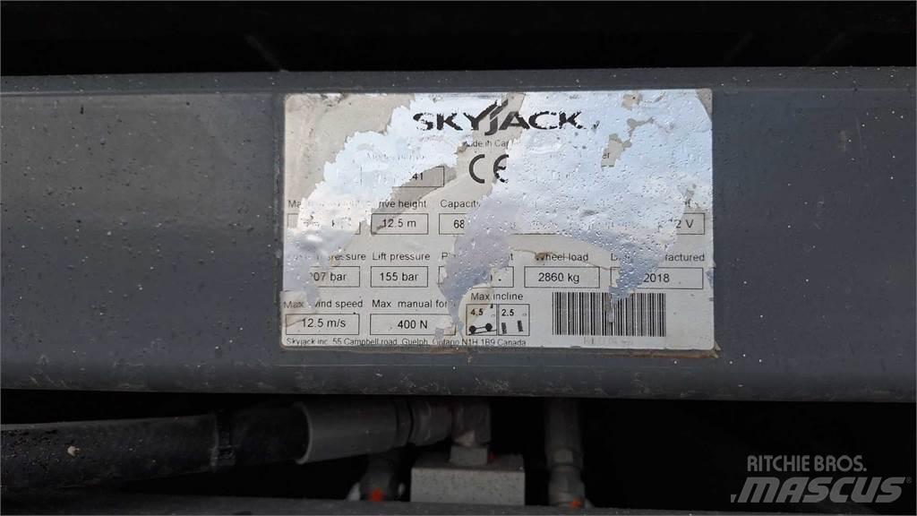 SkyJack 8841RT Підйомники-ножиці