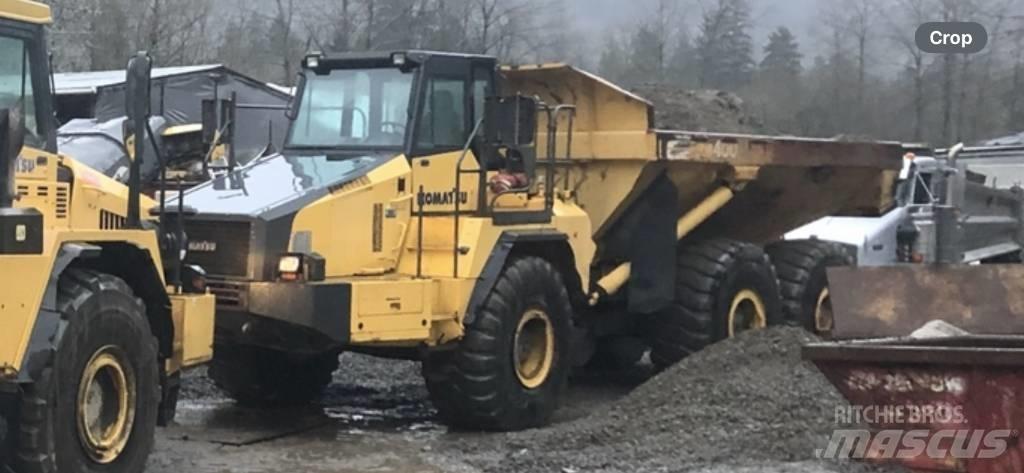 Komatsu HM 400-2 Зчленовані самоскиди