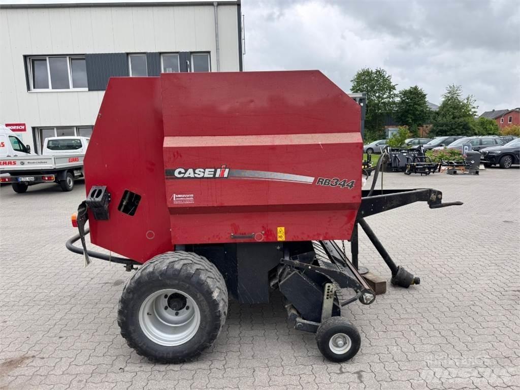 Case IH RB 344 Рулонні прес-підбирачі