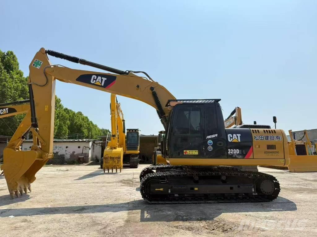 CAT 320D Гусеничні екскаватори