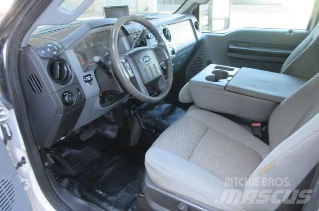 Ford F 550 Автовишки на базі вантажівки