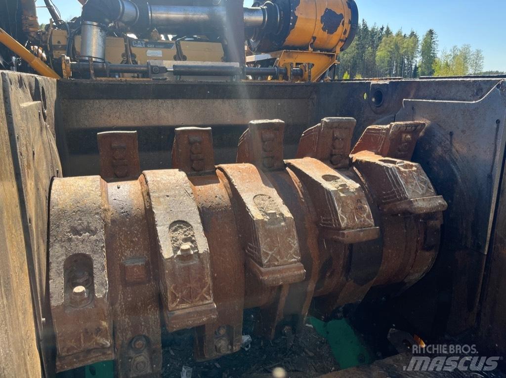 CBI 6400 T Машини для подрібнення пнів