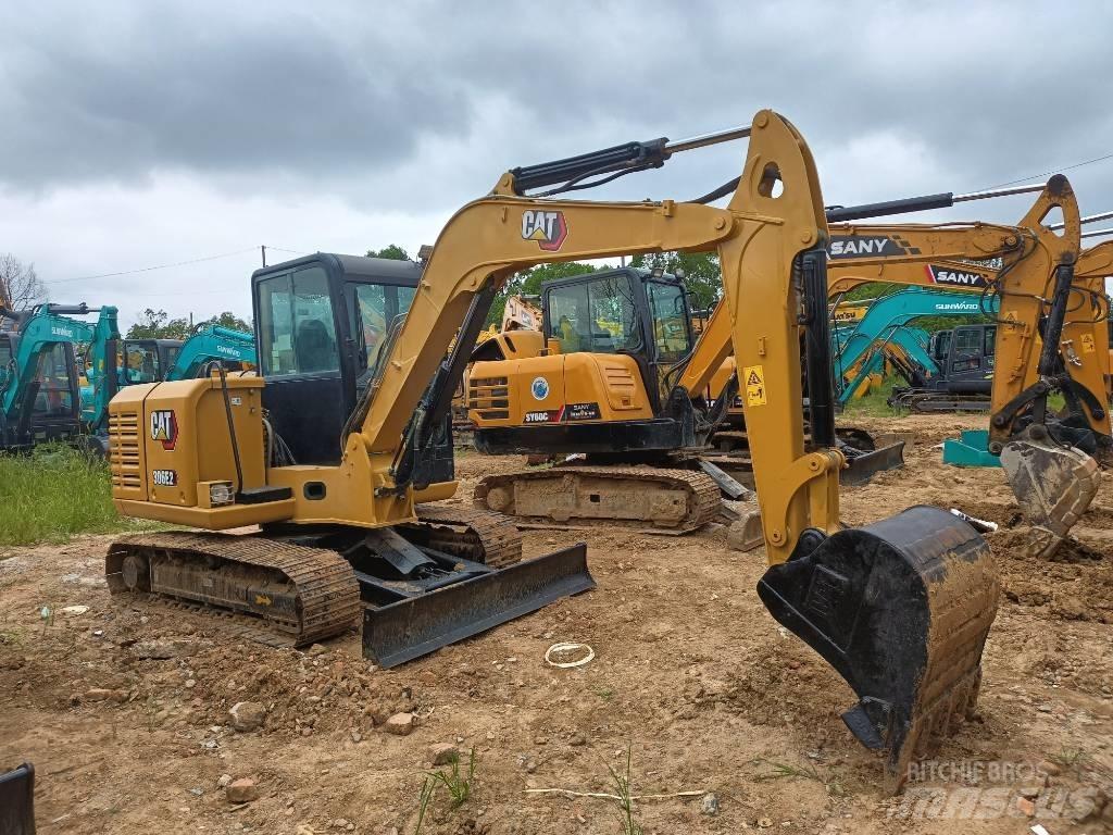 CAT 306E2 Міні-екскаватори < 7т