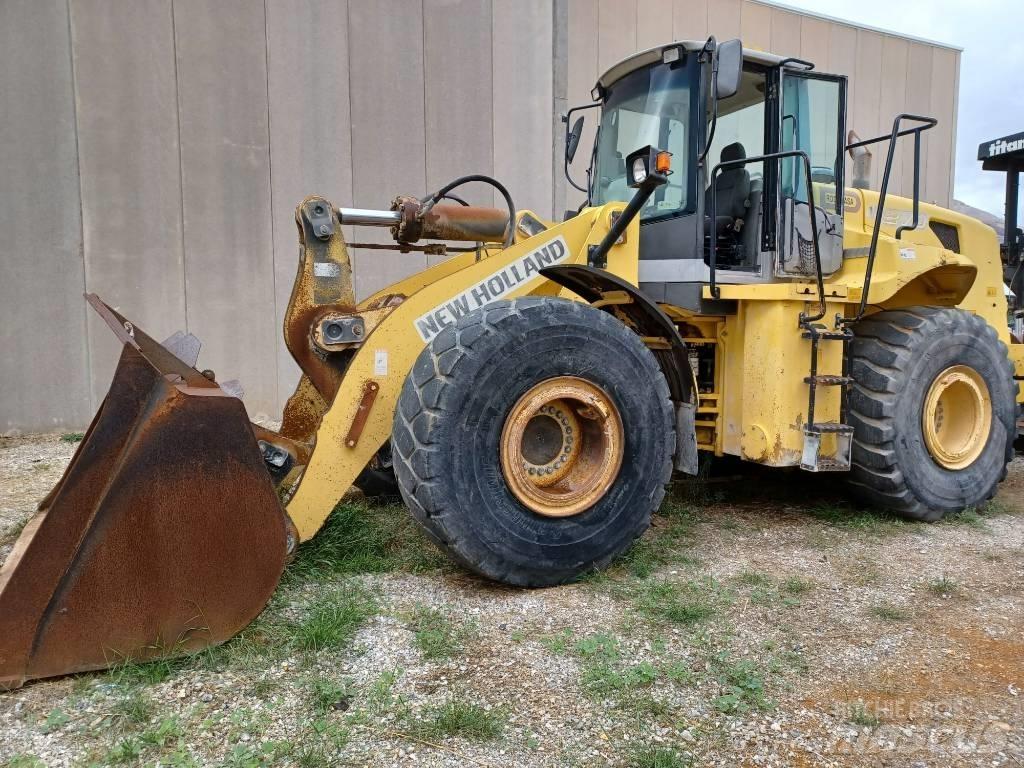 New Holland W271 Фронтальні навантажувачі