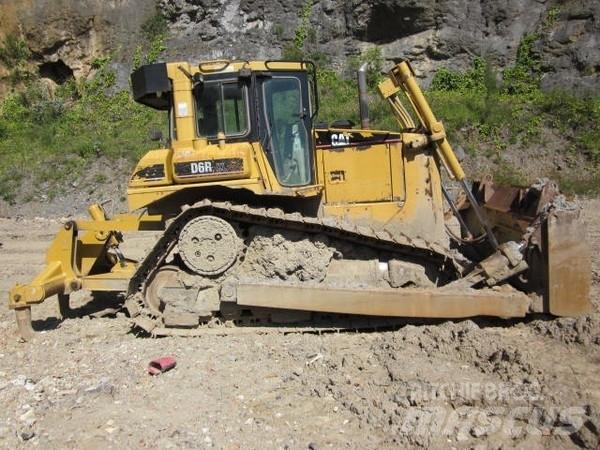 CAT D 6 R XL Гусеничні бульдозери