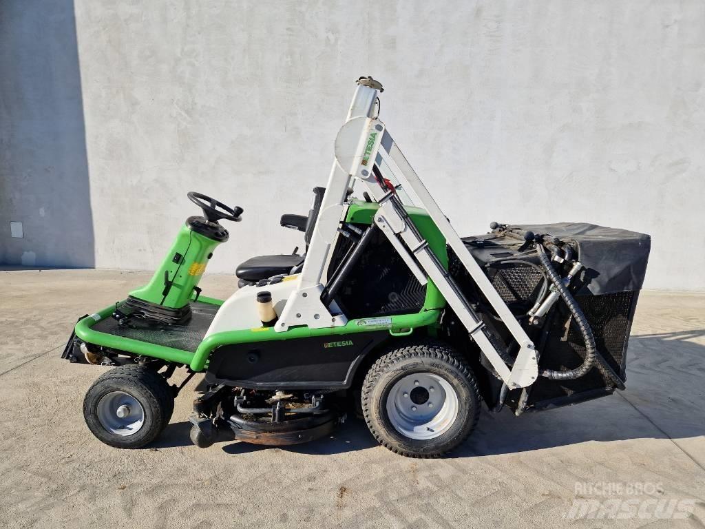 Etesia 124D Навісні та причіпні косарки
