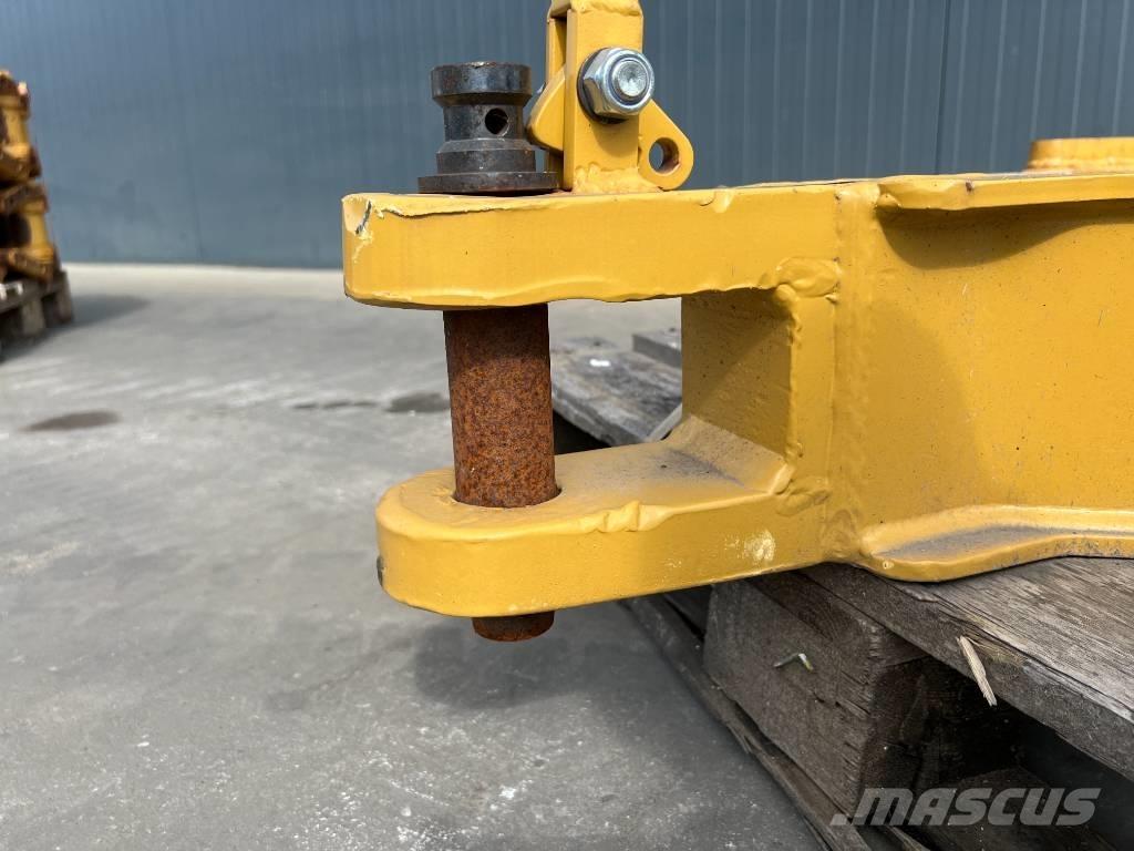 CAT D6R / D6T Zugmaul Інше обладнання