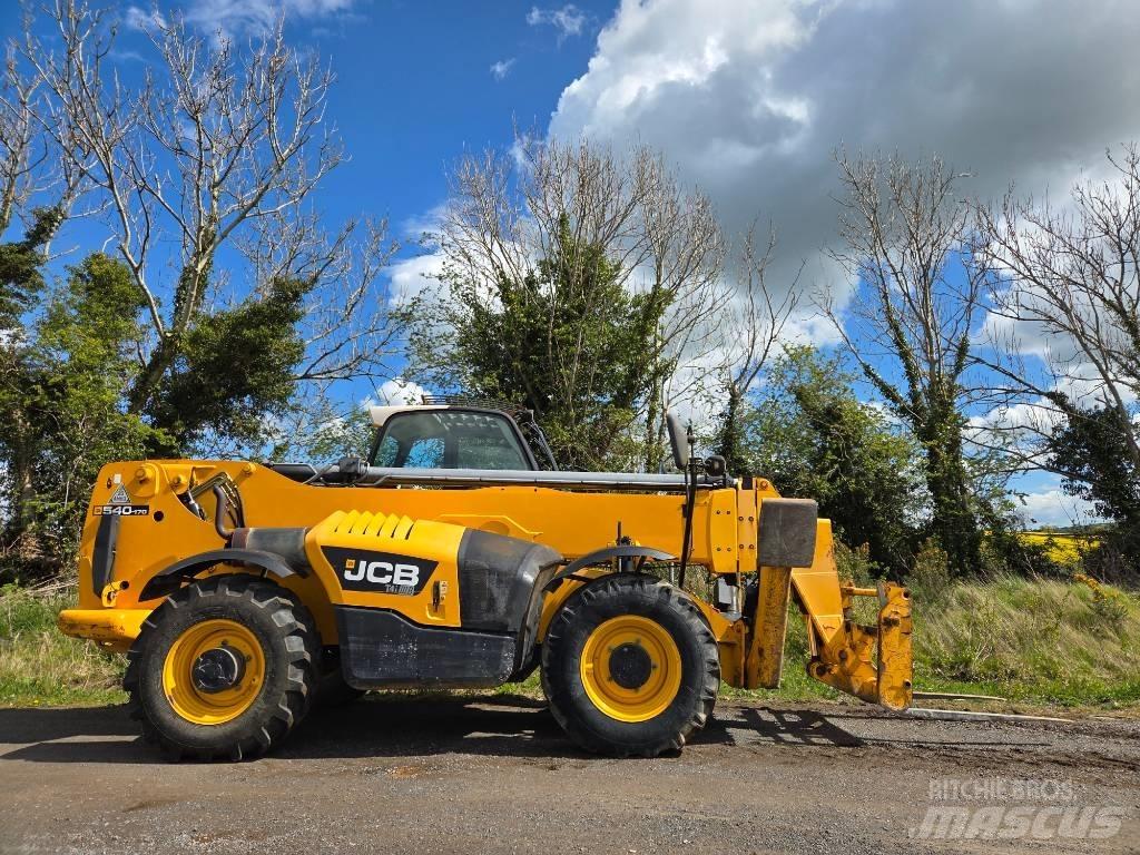 JCB 540-170 A/C Телескопічні навантажувачі