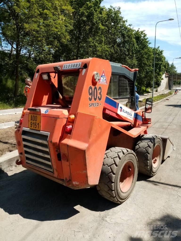 Locust L 903 SPEED Міні-навантажувачі