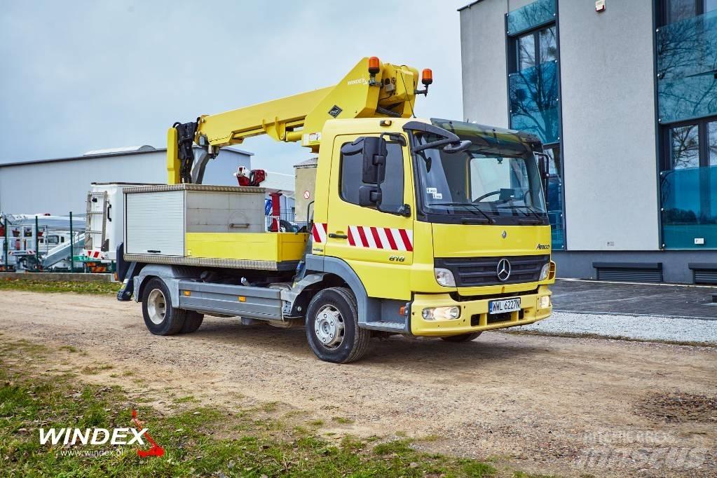 VERSALIFT VT-51-NF Автовишки на базі вантажівки