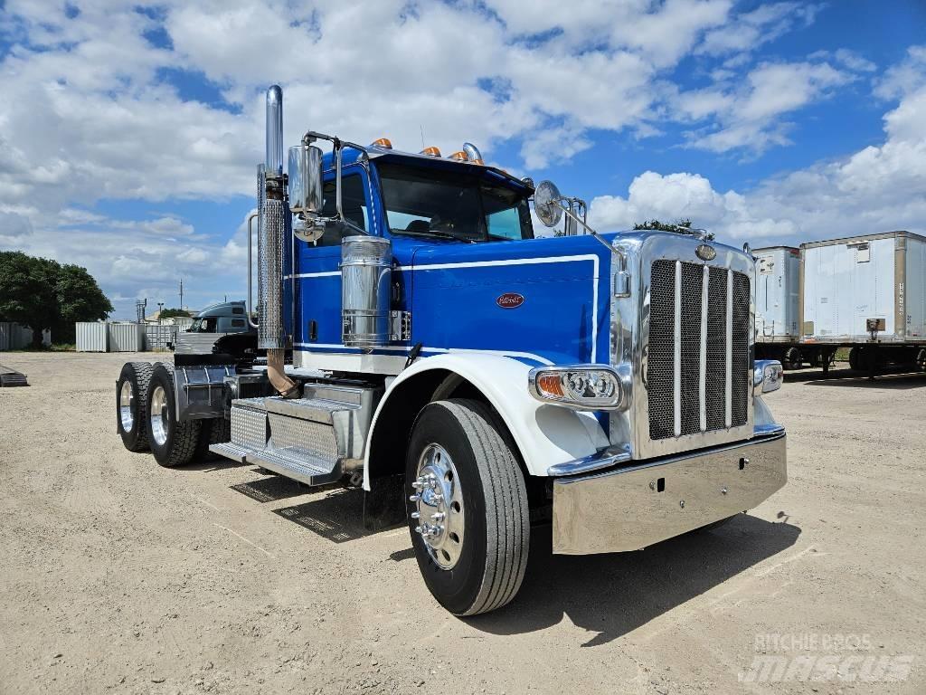 Peterbilt X15 Тягачі