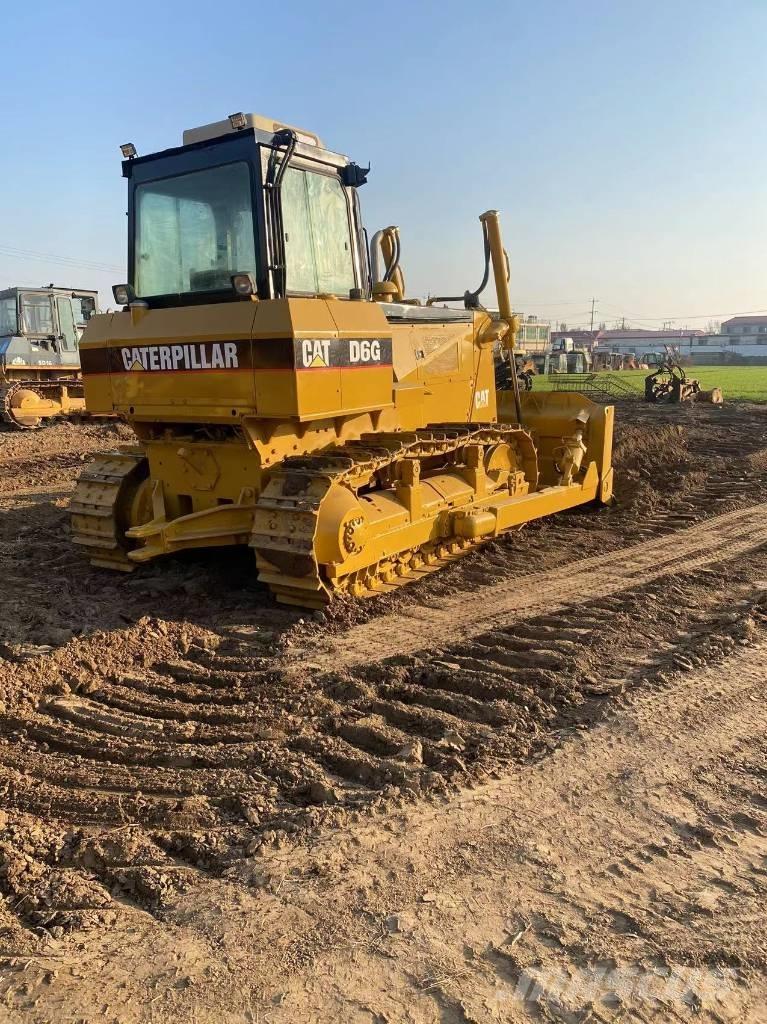 CAT D 6 G Гусеничні бульдозери