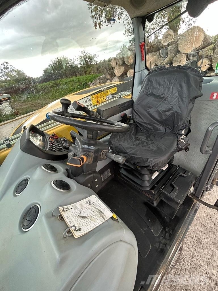 New Holland Th6.36 Телескопічний навантажувач