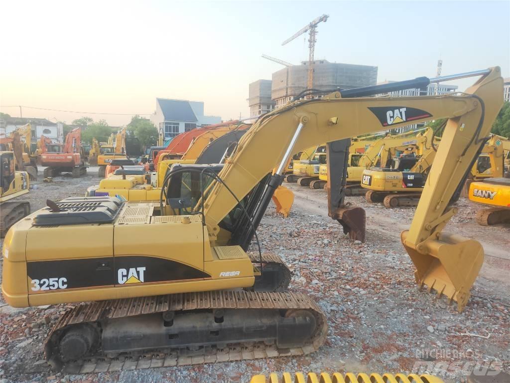 CAT 325 C Гусеничні екскаватори