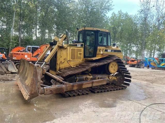 CAT D 6 R Гусеничні бульдозери
