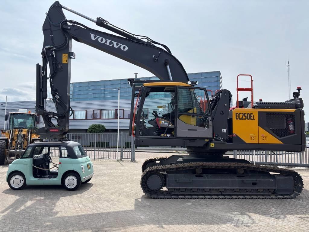 Volvo EC 250 EL Гусеничні екскаватори