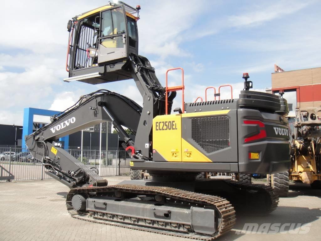 Volvo EC 250 EL Гусеничні екскаватори