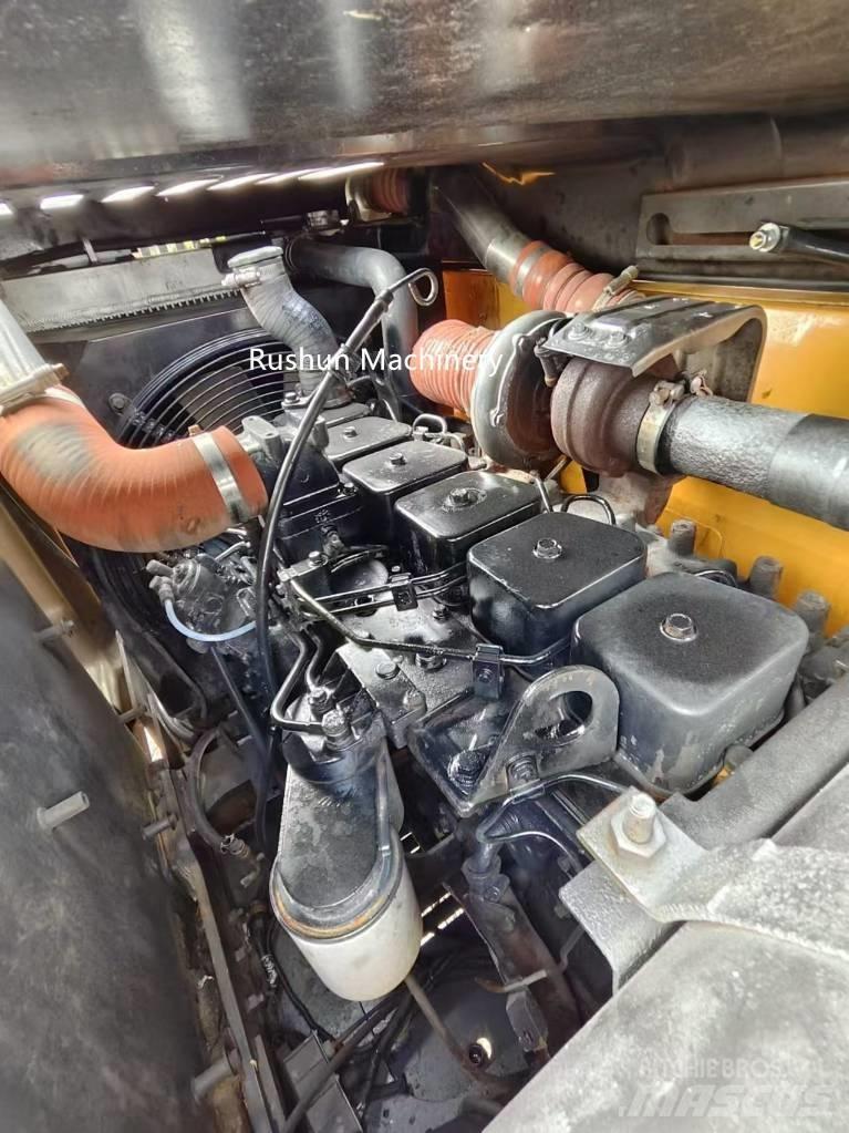 Hyundai 220LC-9S Середні екскаватори 7т. - 12т.
