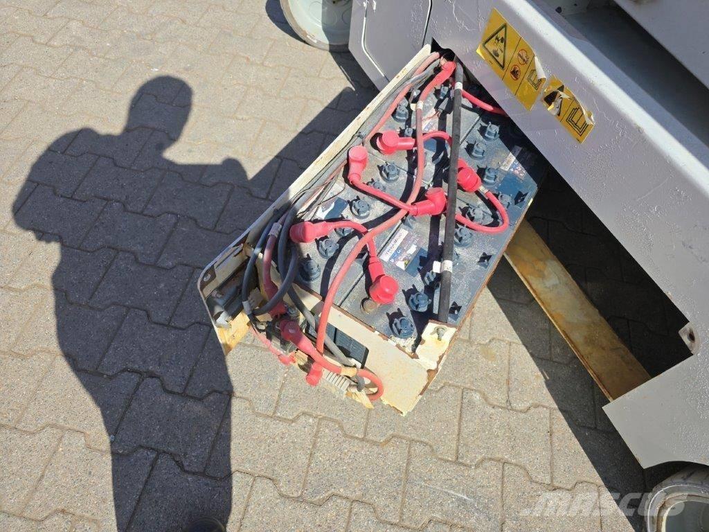 Genie GS 4047 Підйомники-ножиці