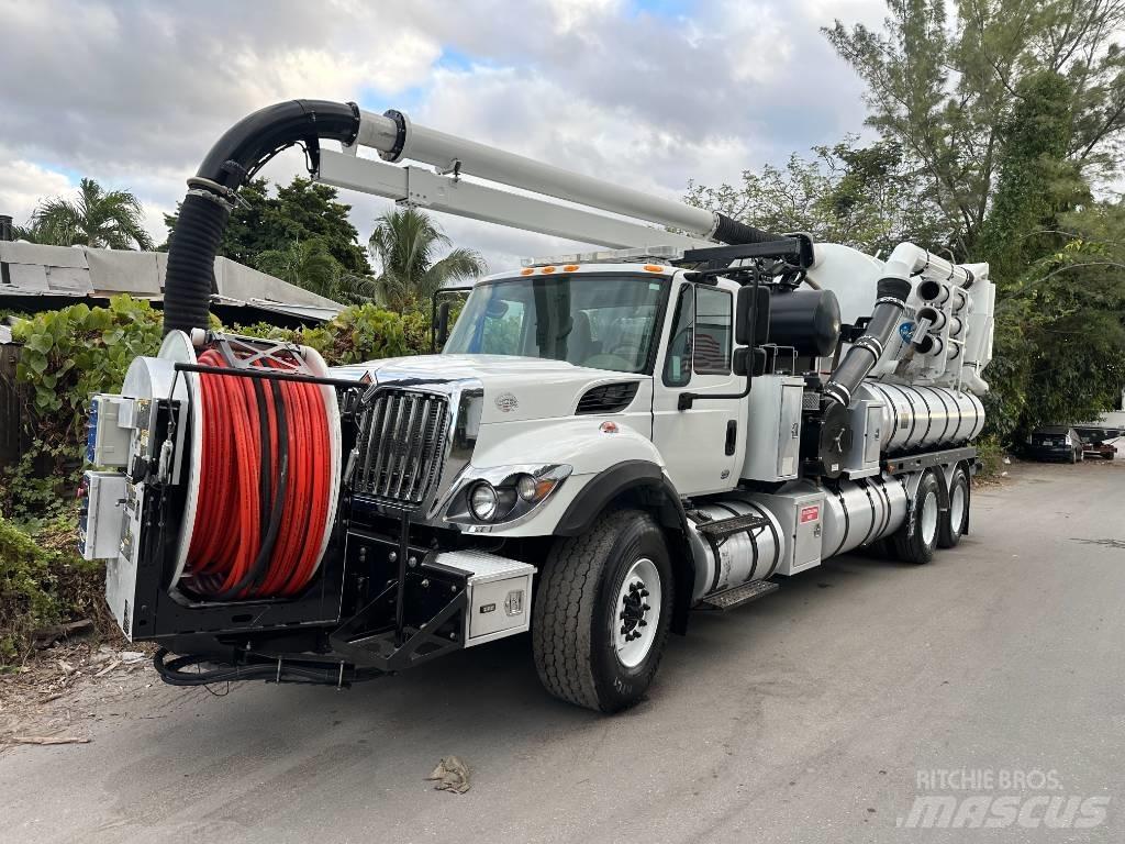 International 7500 Комбі/Вакуумні вантажівки
