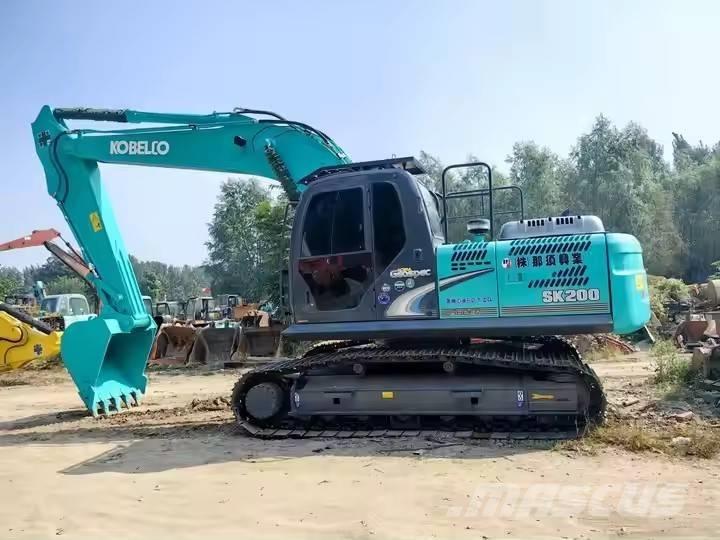 Kobelco SK 200 Гусеничні екскаватори