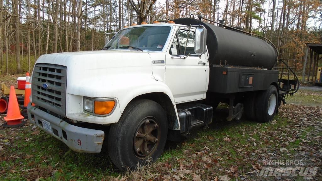 Ford F 800 Вантажівки / спеціальні