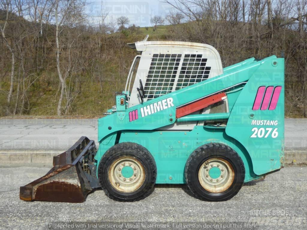 IHI Mustang 2076 Міні-навантажувачі
