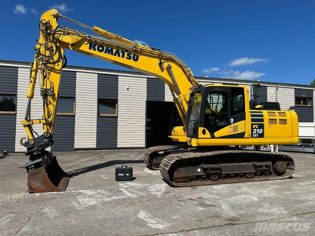 Komatsu PC210LCi-11 Гусеничні екскаватори