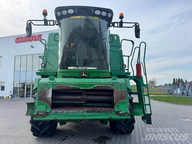 John Deere T 550 Зернозбиральні комбайни
