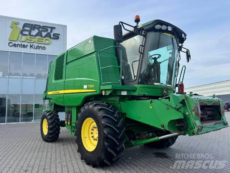 John Deere T 550 Зернозбиральні комбайни