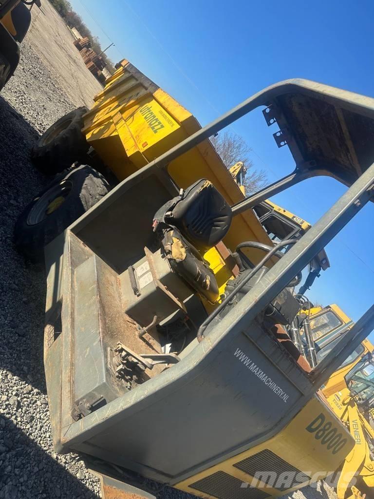  UTRANAZZ D8000 Кабіна