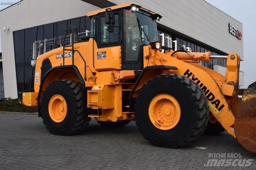 Hyundai HL 965 Фронтальні навантажувачі