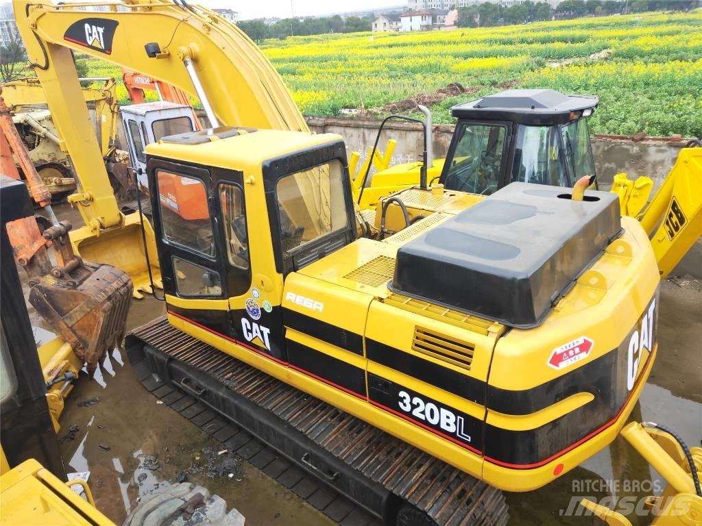 CAT 320B Гусеничні екскаватори
