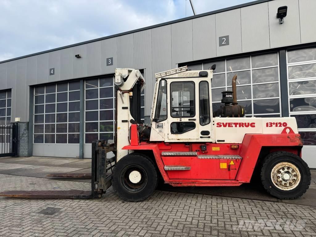 Svetruck 13,6- 1200 Дизельні навантажувачі